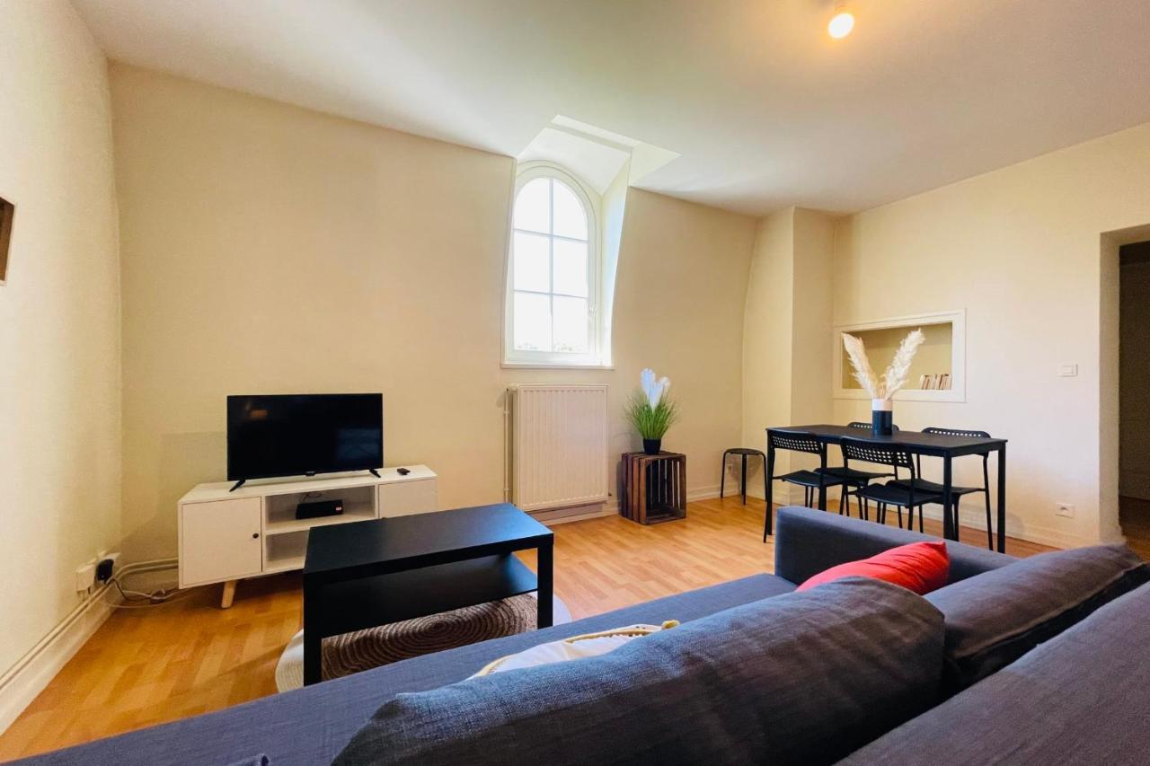 The Trench - Charming T3 In A Castle In The City Center Apartment Tours Exterior photo